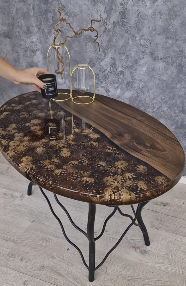 Round Epoxy Resin Coffee Table - Pine Cone